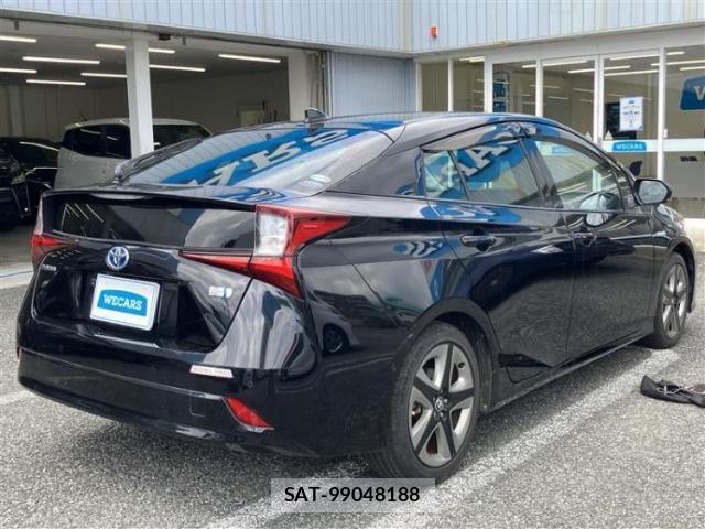Toyota PRIUS 2019-05 8649501-2