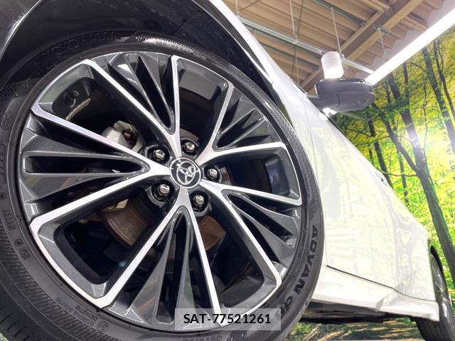 Toyota PRIUS 2023-10 8649502-13