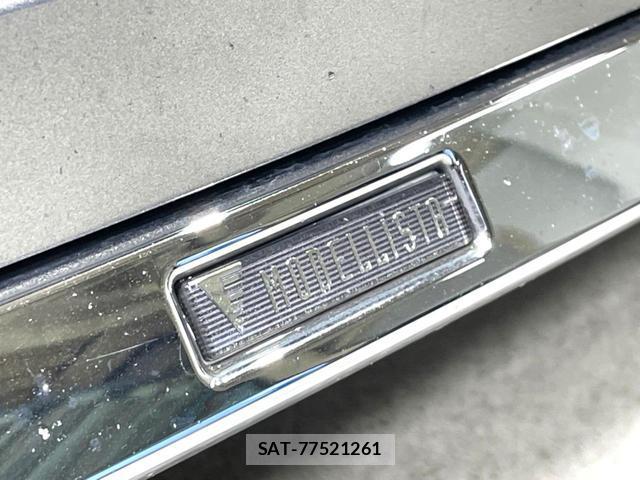 Toyota PRIUS 2023-10 8649502-2