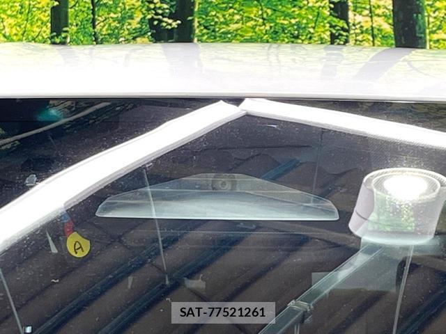Toyota PRIUS 2023-10 8649502-3