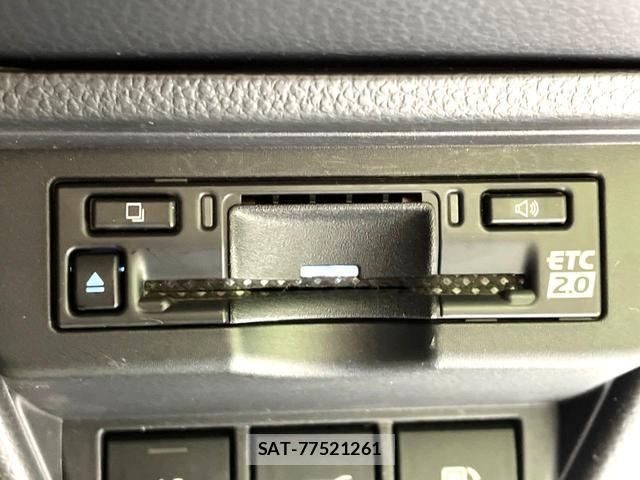 Toyota PRIUS 2023-10 8649502-7