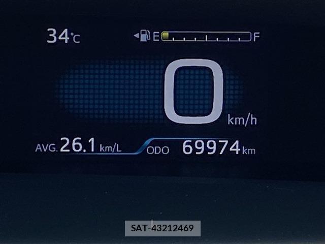 Toyota PRIUS 2016-03 8649520-5