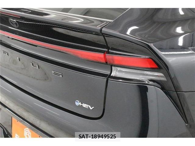 Toyota PRIUS 2024-03 8649579-19