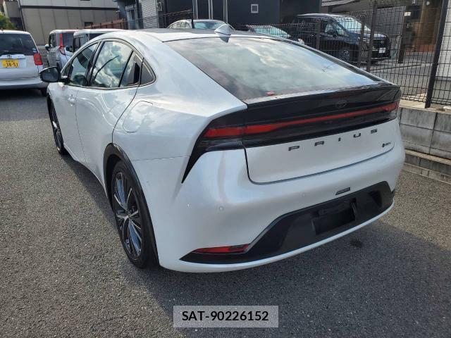 Toyota PRIUS 2025-05 8650012-2