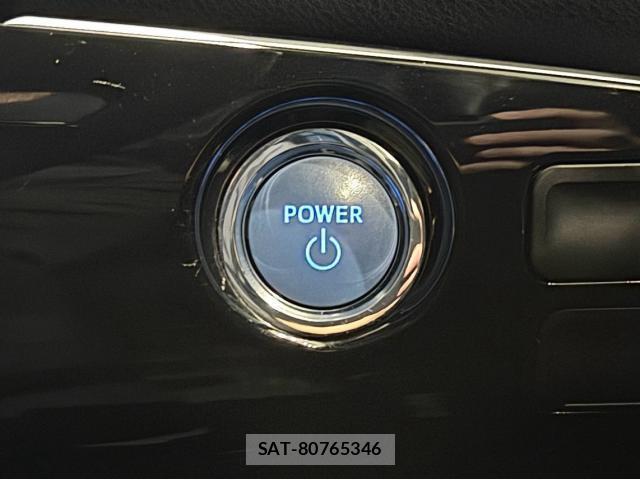 Toyota PRIUS 2019-04 8650150-10