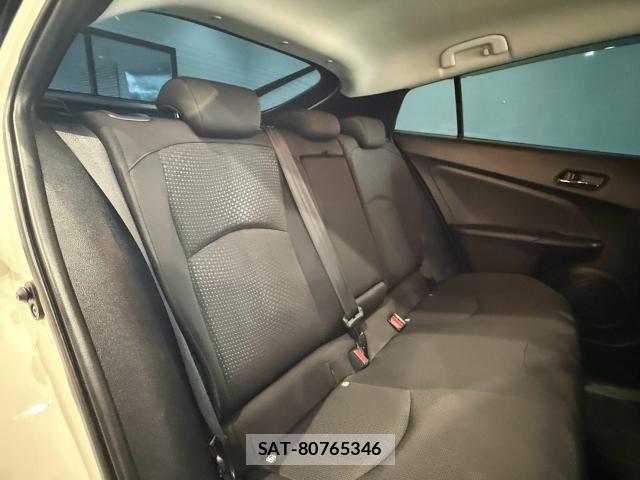 Toyota PRIUS 2019-04 8650150-15