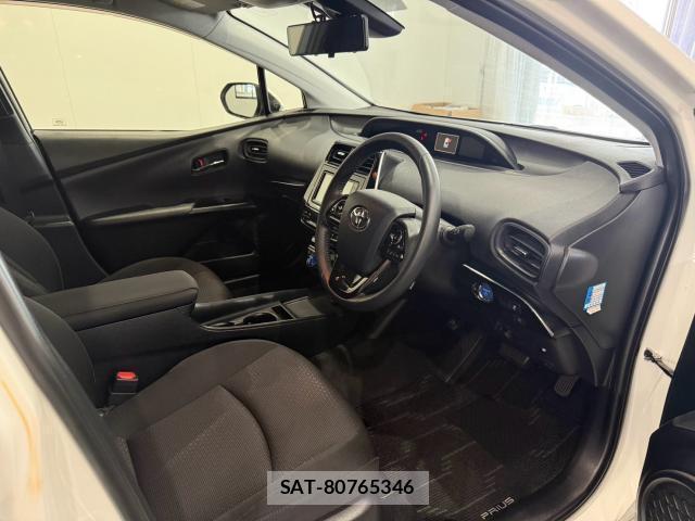 Toyota PRIUS 2019-04 8650150-3
