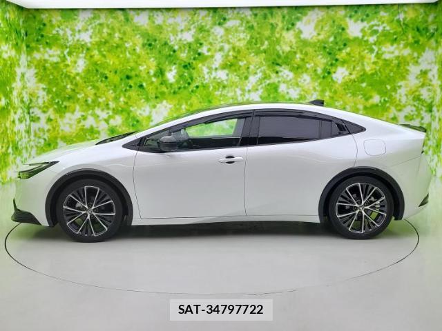 Toyota PRIUS 2023-01 8650802-1