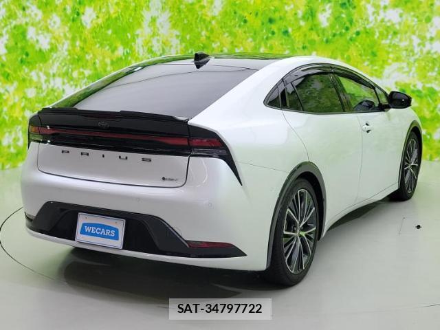 Toyota PRIUS 2023-01 8650802-2