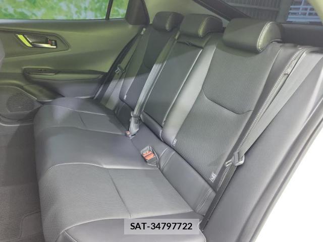 Toyota PRIUS 2023-01 8650802-7