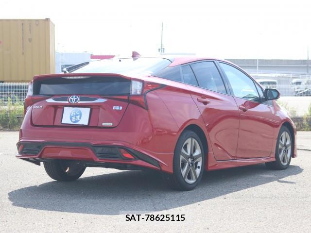Toyota PRIUS 2019-04 8650837-13