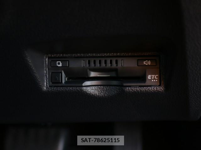 Toyota PRIUS 2019-04 8650837-16