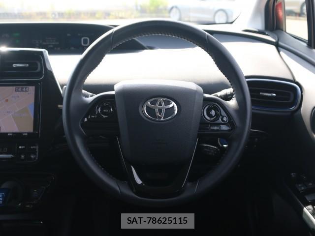 Toyota PRIUS 2019-04 8650837-17