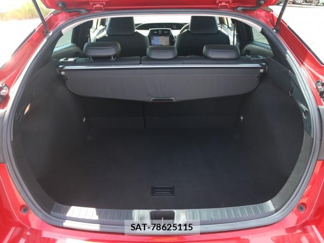 Toyota PRIUS 2019-04 8650837-18
