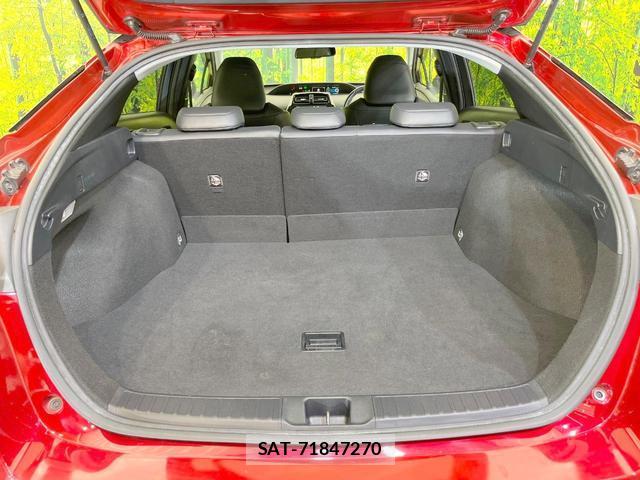 Toyota PRIUS 2017-09 8650845-10