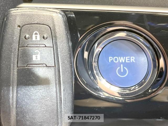 Toyota PRIUS 2017-09 8650845-7