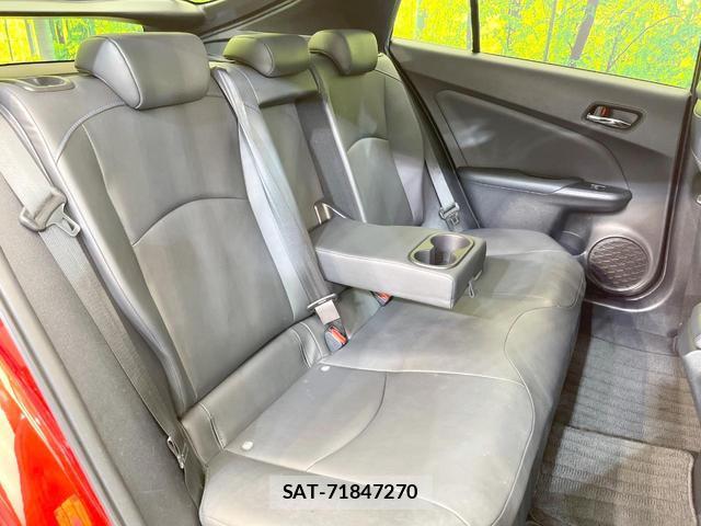 Toyota PRIUS 2017-09 8650845-9