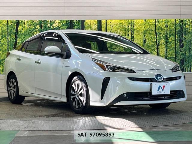 Toyota PRIUS 2019-01 8651136-16