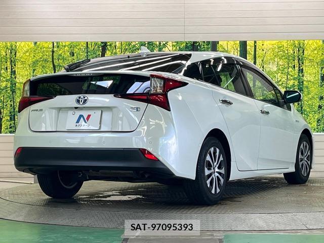 Toyota PRIUS 2019-01 8651136-17
