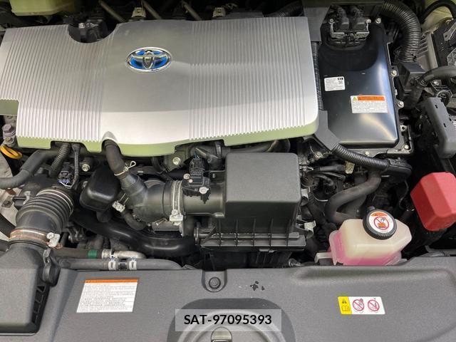 Toyota PRIUS 2019-01 8651136-18