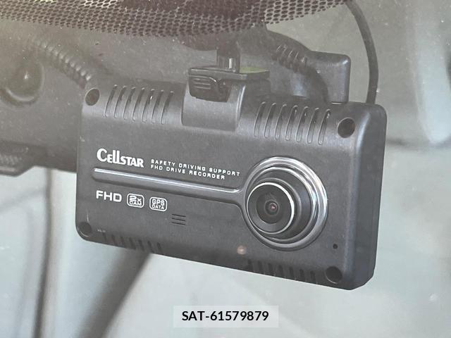Toyota PRIUS 2013-07 8651195-5