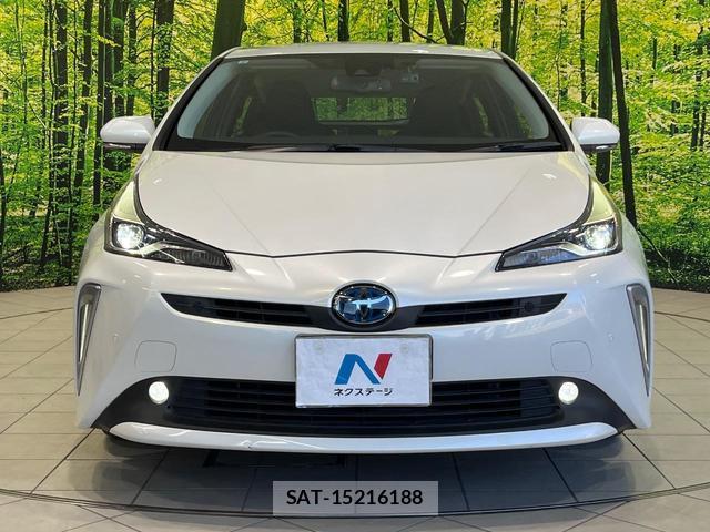 Toyota PRIUS 2021-07 8651198-13