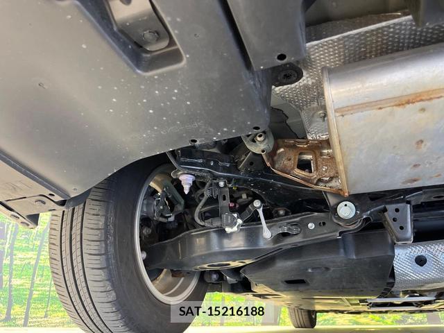 Toyota PRIUS 2021-07 8651198-19