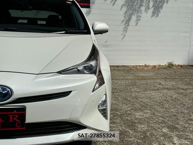 Toyota PRIUS 2016-03 8651237-11