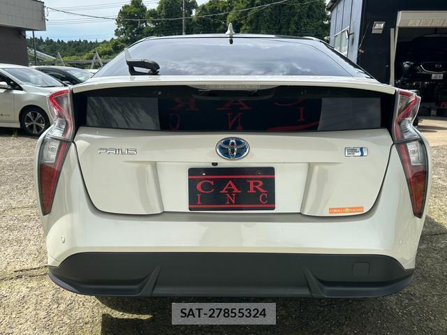 Toyota PRIUS 2016-03 8651237-6