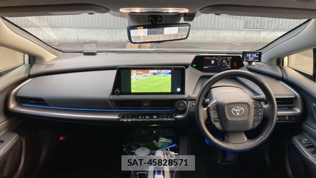 Toyota PRIUS 2023-09 8651340-2