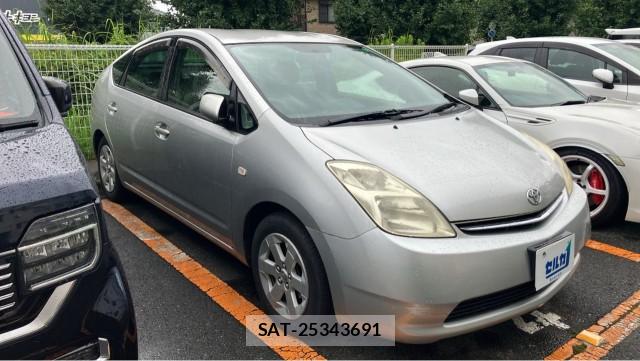 Toyota PRIUS 2004-05 8651369-11