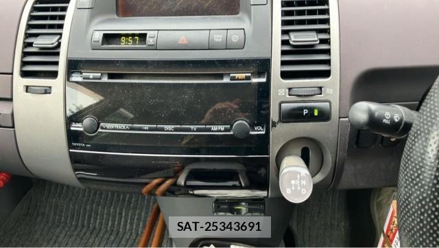 Toyota PRIUS 2004-05 8651369-14