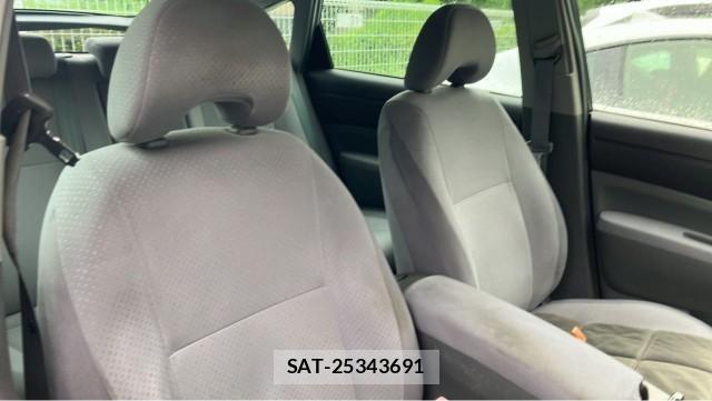 Toyota PRIUS 2004-05 8651369-5