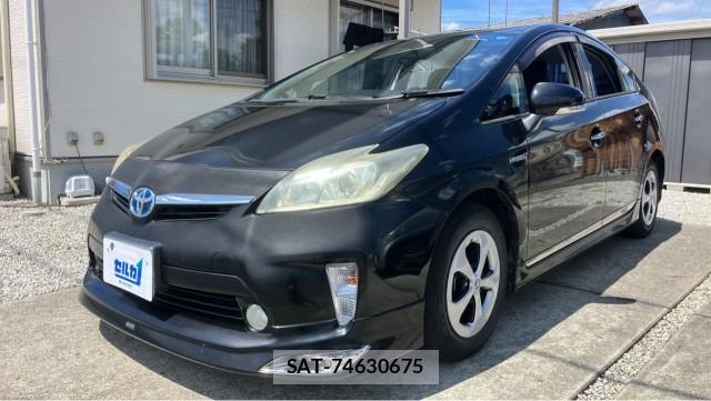 Toyota PRIUS 2014-02 8651422-0