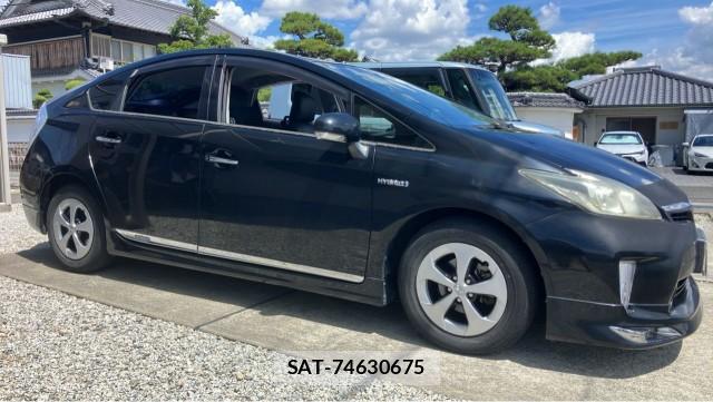 Toyota PRIUS 2014-02 8651422-3