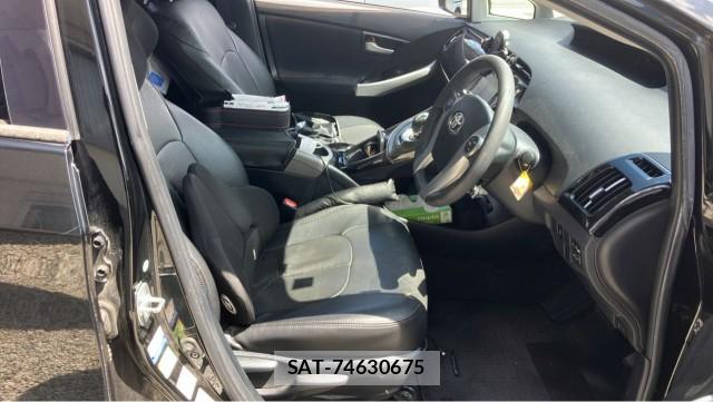 Toyota PRIUS 2014-02 8651422-5