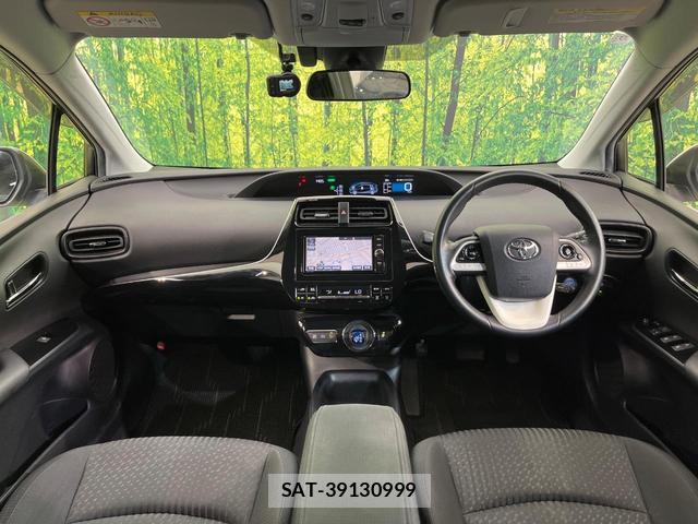 Toyota PRIUS 2016-09 8651495-1