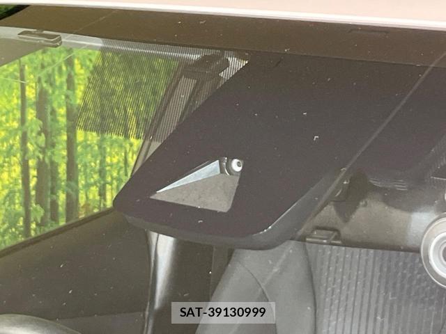 Toyota PRIUS 2016-09 8651495-4