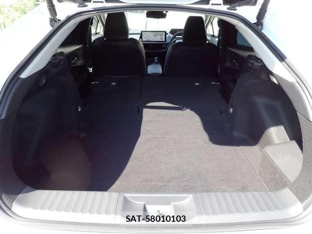 Toyota PRIUS 2024-03 8651659-12
