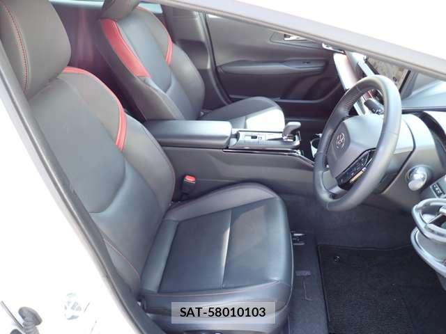 Toyota PRIUS 2024-03 8651659-6