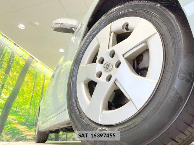 Toyota PRIUS 2010-01 8651689-12