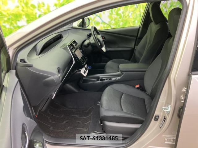 Toyota PRIUS 2016-11 8651710-6