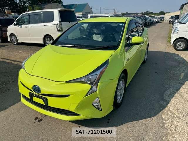 Toyota PRIUS 2017-08 8651784-4