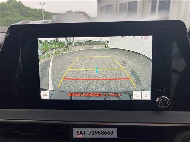 Toyota PRIUS 2023-03 8651819-2