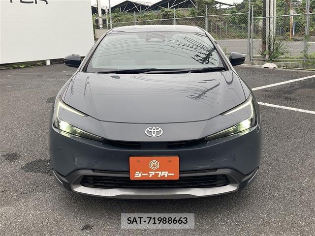 Toyota PRIUS 2023-03 8651819-6