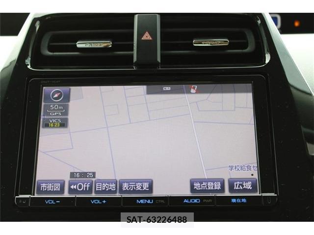 Toyota PRIUS 2017-11 8651874-1