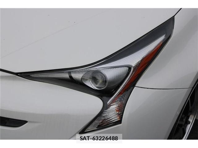 Toyota PRIUS 2017-11 8651874-17