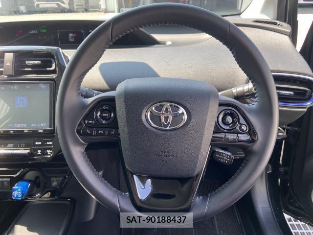 Toyota PRIUS 2022-05 8651924-15
