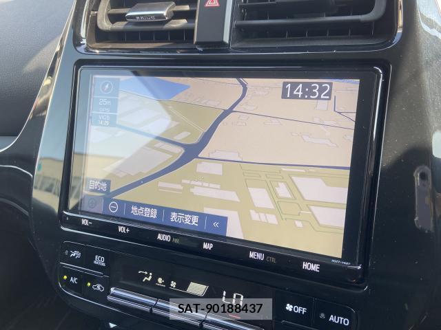 Toyota PRIUS 2022-05 8651924-2