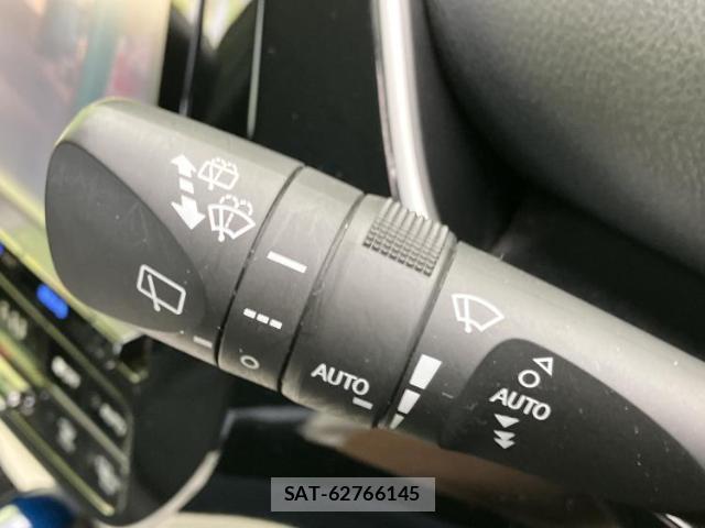Toyota PRIUS 2016-06 8652112-16